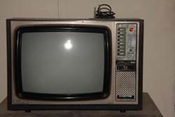 Gambar TV Jadul/Kuno